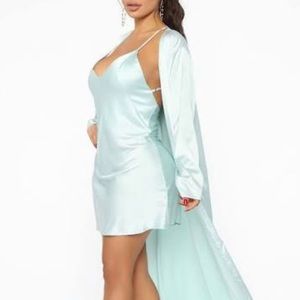 💚FASHION NOVA (SIZE M) “TILL NIGHT” 2 piece set💚